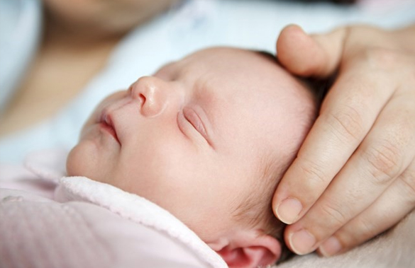 Bringing your newborn home, let's keep it real